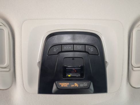 Certified 2025 Toyota Corolla LE image 18