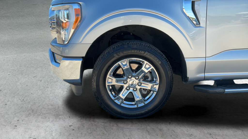 Used 2021 Ford F150 XLT w/ Equipment Group 302A High RWD image 25