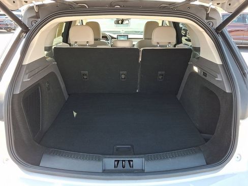 Used 2022 Lincoln Corsair AWD w/ Equipment Group 101A image 28