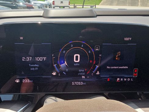 Used 2025 Chevrolet Tahoe LT RWD image 19