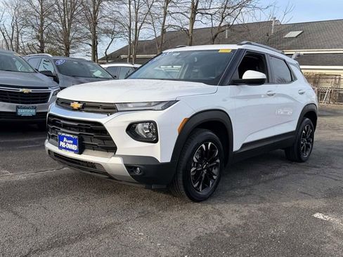 Certified 2023 Chevrolet TrailBlazer LT w/ Convenience Package image 1