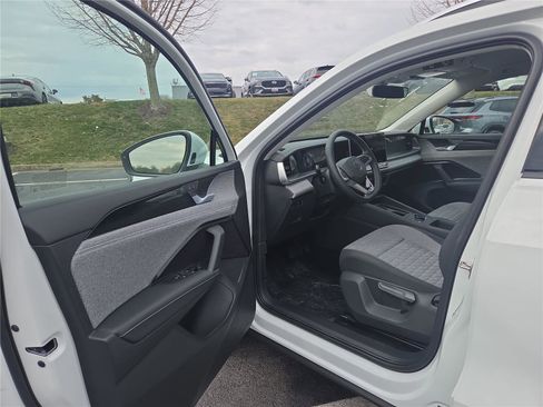 New 2026 Volkswagen Tiguan S image 11