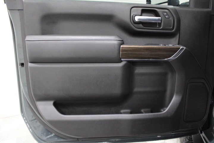 Used 2025 Chevrolet Silverado 2500 LT AWD/4WD image 16