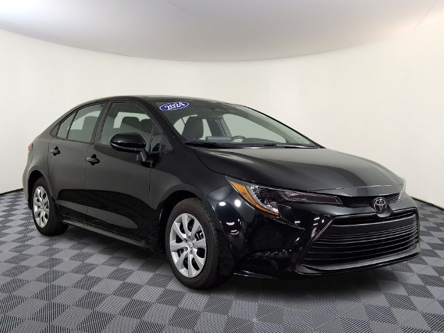 Used 2024 Toyota Corolla LE FWD image 1