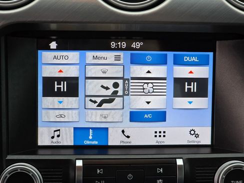 Used 2019 Ford Mustang Premium image 24