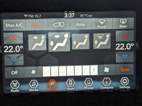 Used 2020 Jeep Renegade Altitude image 18