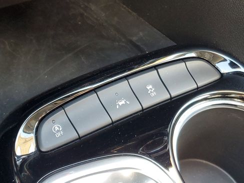 Used 2025 Buick Encore GX Sport Touring image 31