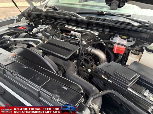 Used 2025 GMC Sierra 3500 Denali w/ Denali Reserve Package image 16