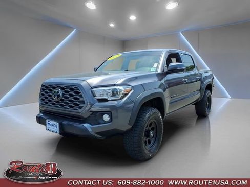 Used 2023 Toyota Tacoma TRD Off-Road AWD/4WD image 8