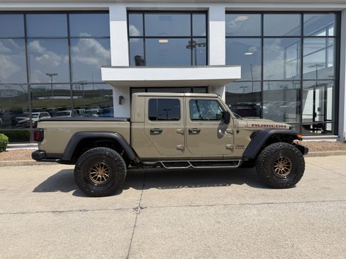 Used 2020 Jeep Gladiator Rubicon AWD/4WD image 3