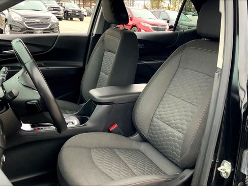 Certified 2019 Chevrolet Equinox LT w/ Driver Convenience Package FWD image 7