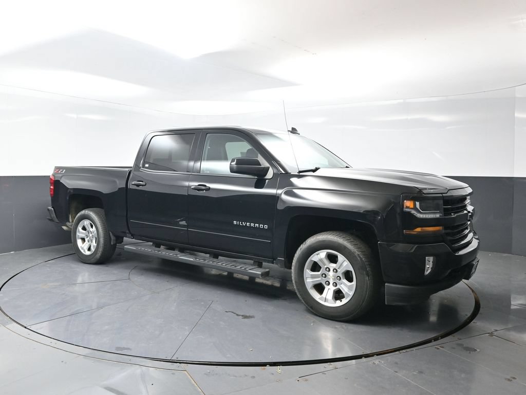 Used 2018 Chevrolet Silverado 1500 LT w/ All Star Edition AWD/4WD image 5