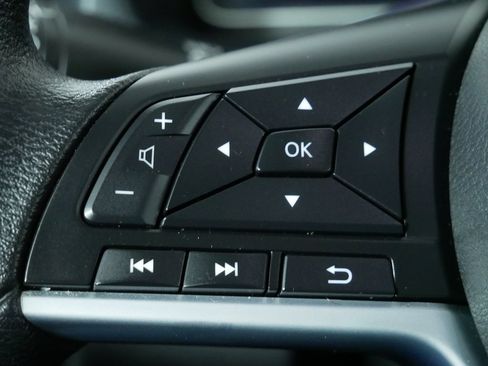 Used 2025 Nissan Leaf S FWD image 25