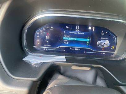 Used 2022 Chevrolet Tahoe LT w/ LT Signature Package