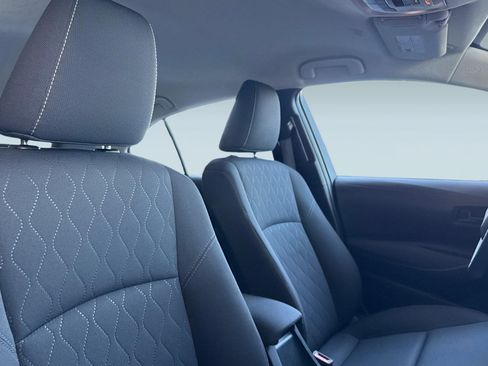 Used 2023 Toyota Corolla LE image 31
