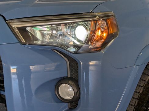 Used 2018 Toyota 4Runner TRD Pro AWD/4WD image 41