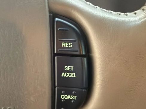 Used 2002 Ford F350 Lariat image 19