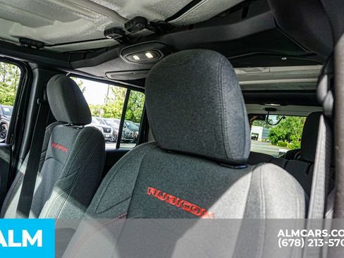 Used 2025 Jeep Wrangler Unlimited Rubicon AWD/4WD image 18