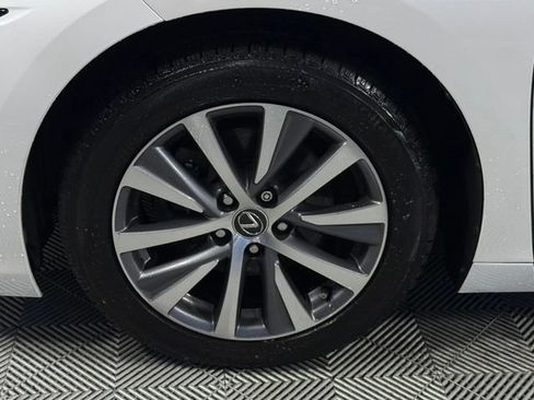 Used 2019 Lexus ES 350 w/ Accessory Package 2 FWD image 12