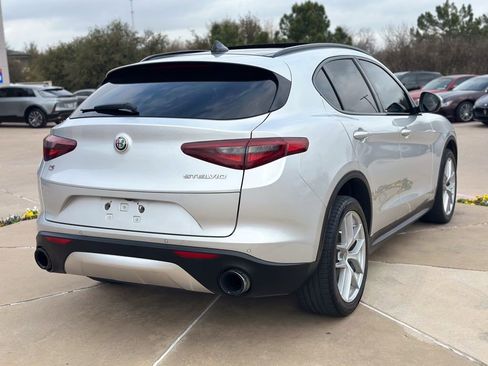 Used 2019 Alfa Romeo Stelvio Ti Sport w/ Quick Order Package 22S Sport image 4