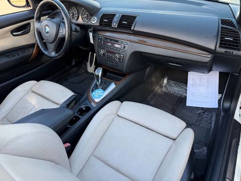 Used 2012 BMW 135i Convertible image 29