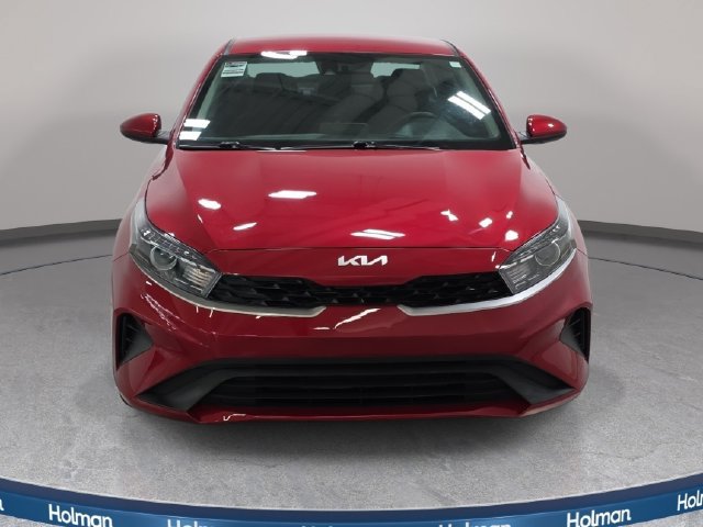 Used 2024 Kia Forte LXS FWD image 3
