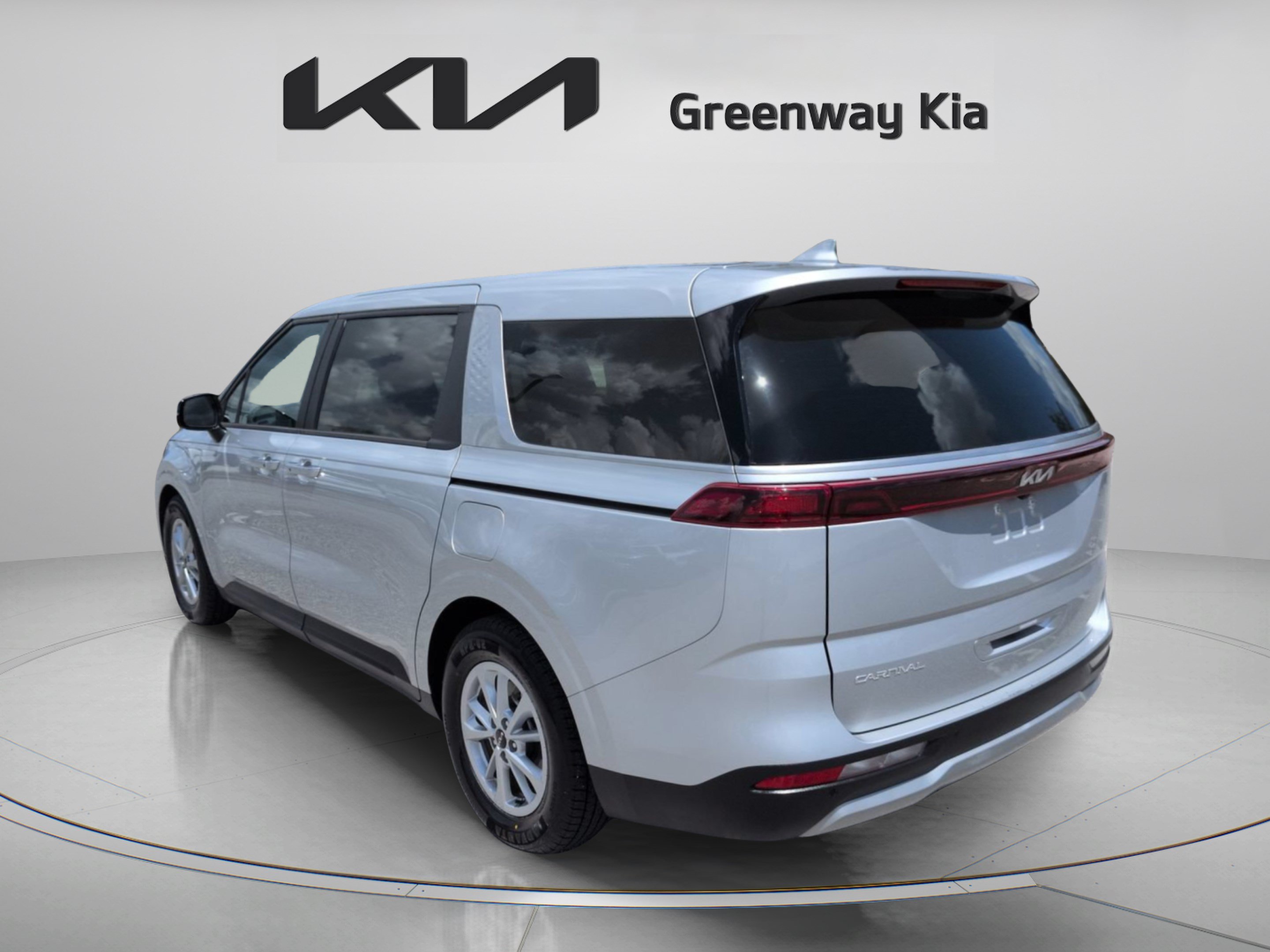 Used 2023 Kia Carnival LX FWD image 8