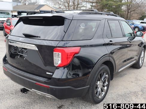 Used 2020 Ford Explorer XLT w/ Equipment Group 202A image 5