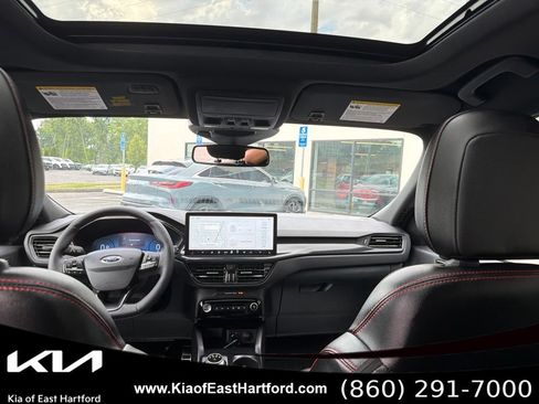 Used 2023 Ford Escape ST-Line Elite w/ Premium Technology Package AWD/4WD image 22