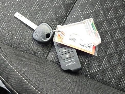 Used 2021 Kia Rio LX image 20