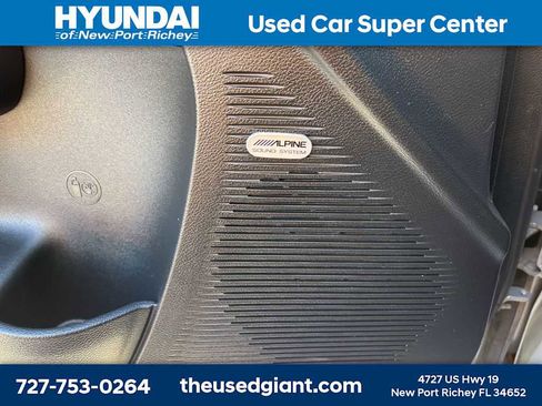 Used 2023 Dodge Challenger R/T w/ Plus Package RWD image 10