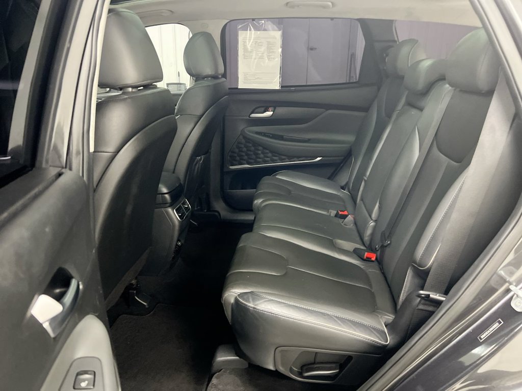 Used 2022 Hyundai Santa Fe Limited AWD/4WD image 24