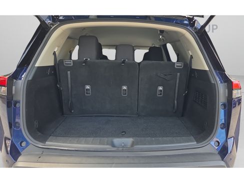 Used 2025 Nissan Pathfinder SV FWD image 13