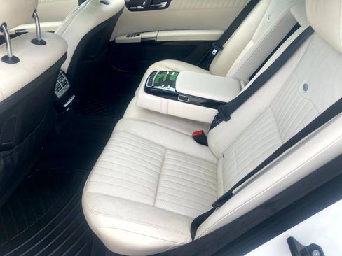 Used 2008 Mercedes-Benz S 600 image 12
