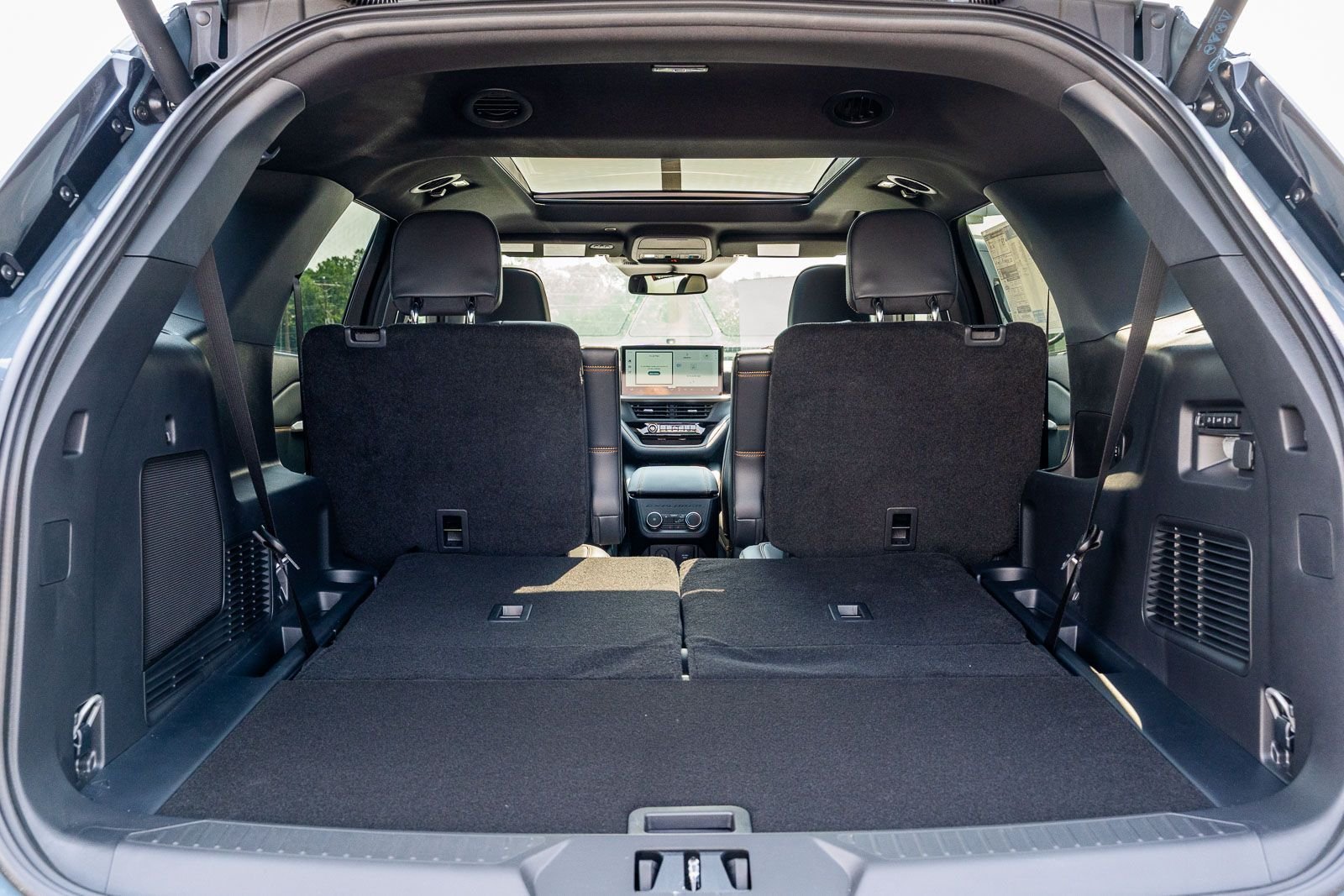 New 2026 Ford Explorer Tremor w/ Tremor Ultimate Package AWD/4WD image 11