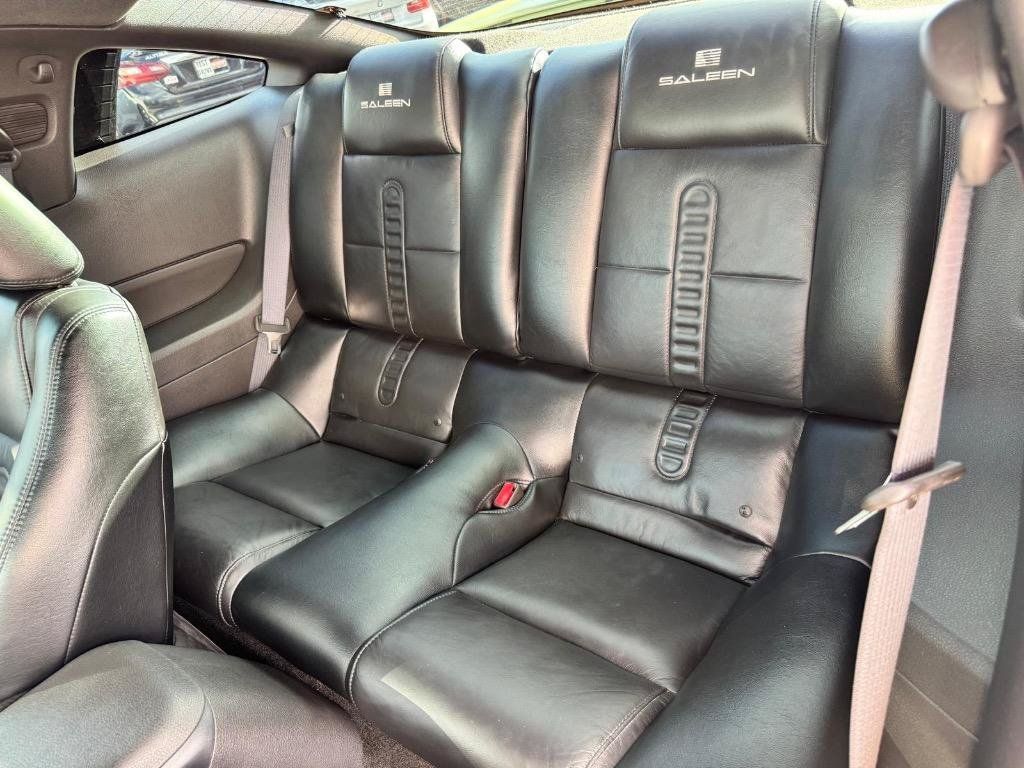Used 2006 Ford Mustang GT RWD image 20