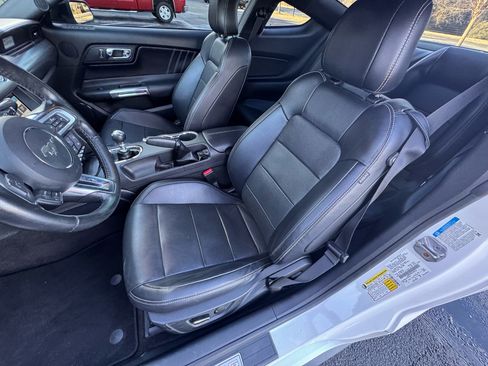 Used 2017 Ford Mustang Premium w/ Ecoboost Performance Package image 27