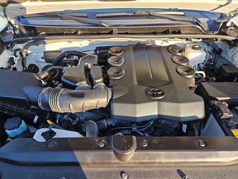 Used 2023 Toyota 4Runner TRD Off-Road Premium image 38