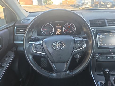 Used 2017 Toyota Camry XSE image 12