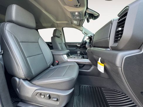 New 2026 Chevrolet Silverado 1500 LTZ w/ Technology Package image 15