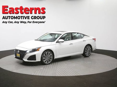 Used 2023 Nissan Altima 2.5 SL AWD/4WD image 57
