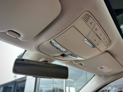 Used 2019 Mercedes-Benz C 300 Sedan image 52