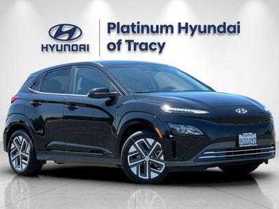 Used 2023 Hyundai Kona SE w/ Cargo Package