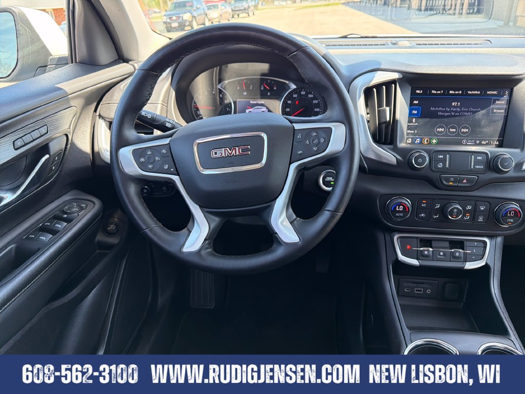Used 2024 GMC Terrain SLT AWD/4WD image 13