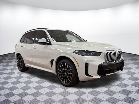 Used 2026 BMW X5 xDrive40i w/ M Sport Package AWD/4WD image 6