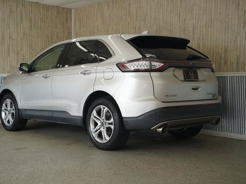 Used 2018 Ford Edge Titanium w/ Equipment Group 301A FWD image 7