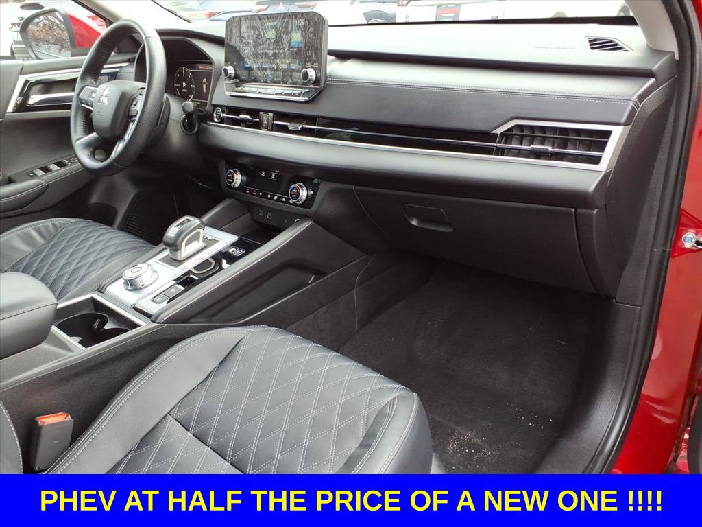 Used 2023 Mitsubishi Outlander SEL 40th Anniversary AWD/4WD image 11