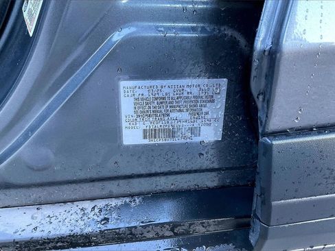 Used 2025 Nissan Kicks Play S image 32