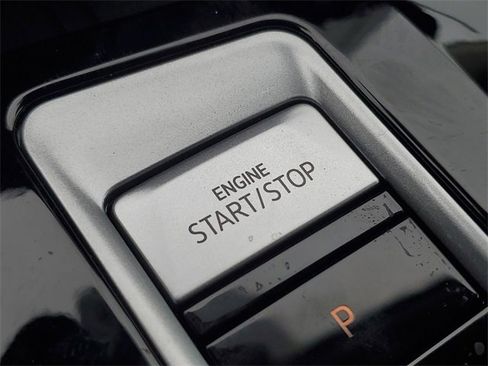 New 2026 Volkswagen Atlas SEL image 32