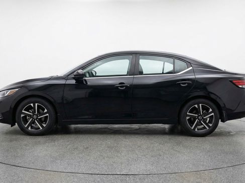 Used 2025 Nissan Sentra SV image 5